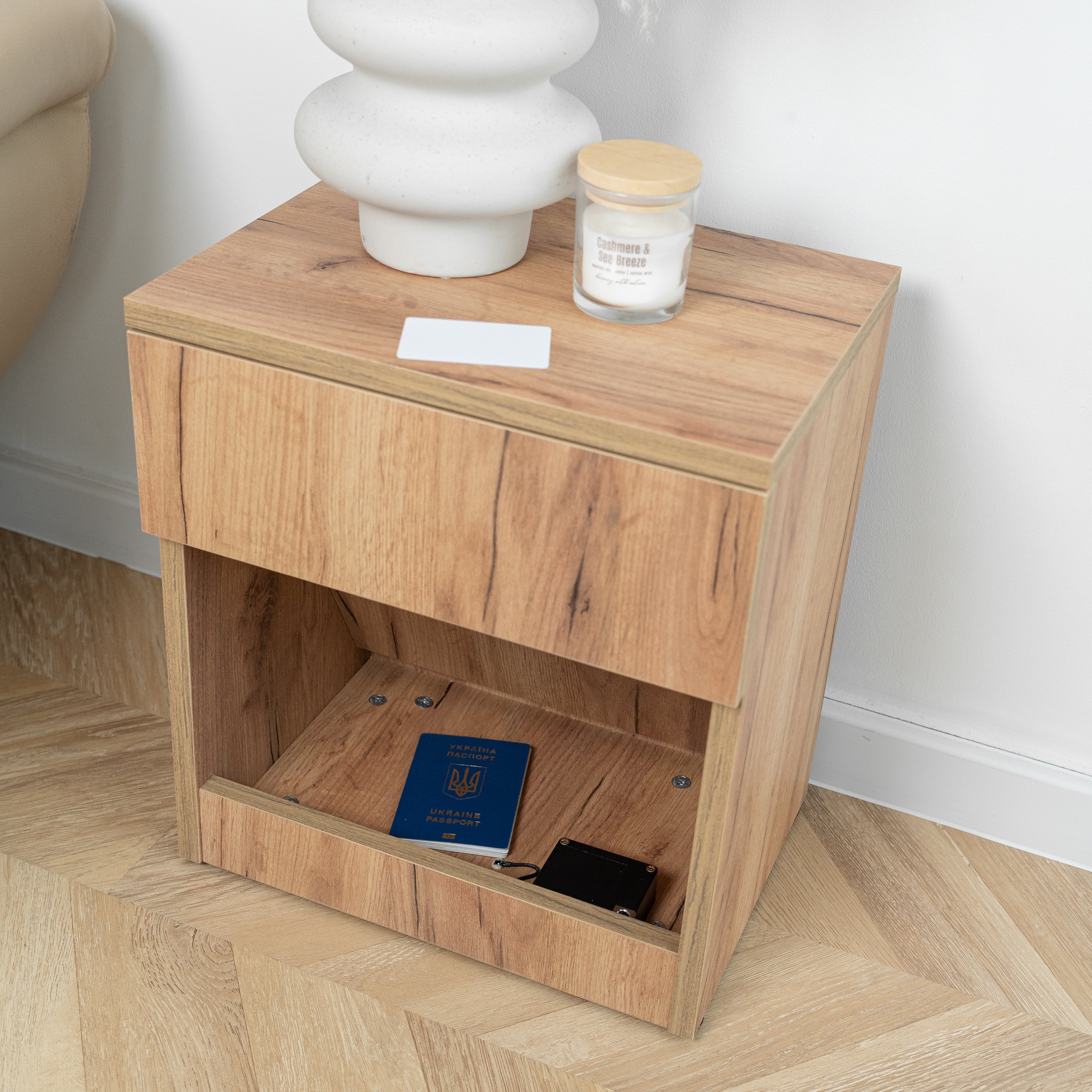 Table De Chevet Moderne Avec Rangement Caché Verrouillé B22