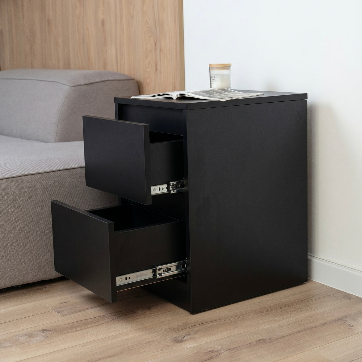 Nero / Pannello truciolare laminato / Serratura RFID