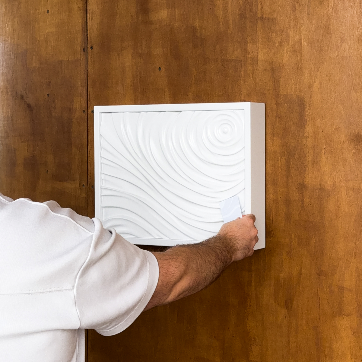 White Wall Art Decor Wind with Hidden RFID Storage – D01