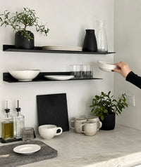 Minimalist Floating Metal Wall Shelf – Powder-Coated Steel