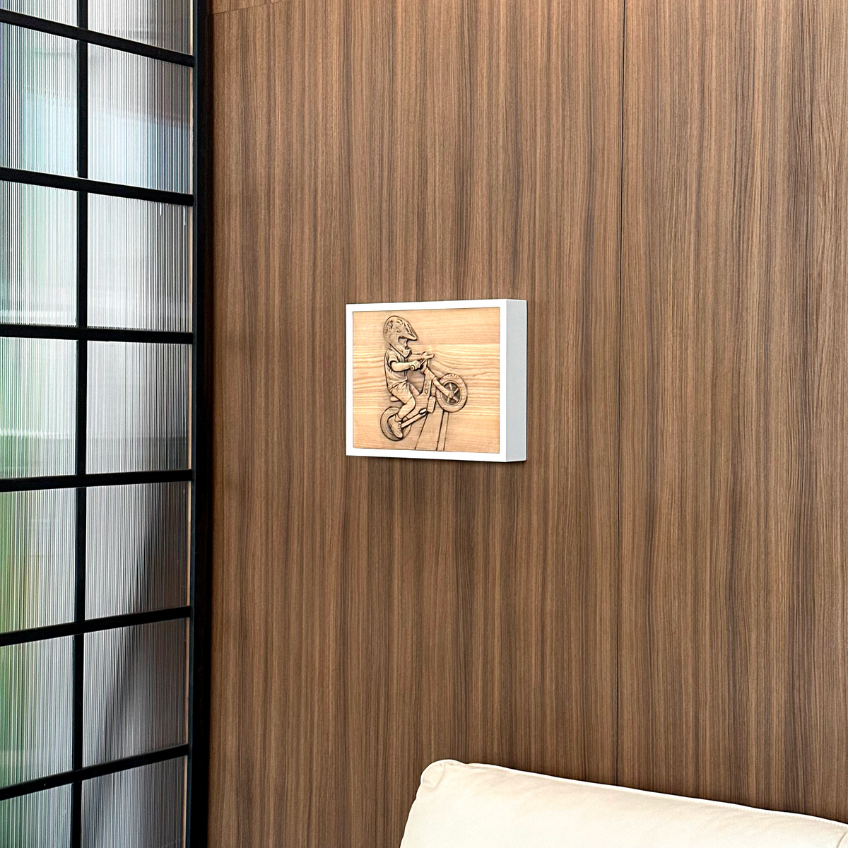 Decorazione murale fotografica personalizzata con vano portaoggetti RFID nascosto – D01
