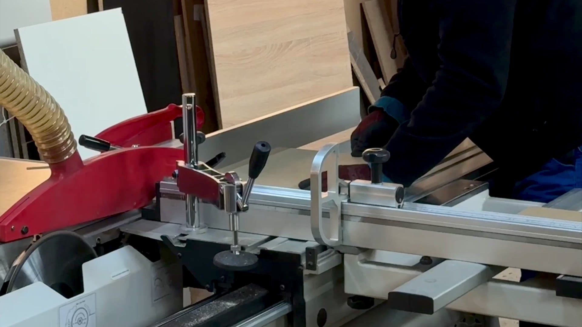 590eb3982fc34182912f06b43b23d460